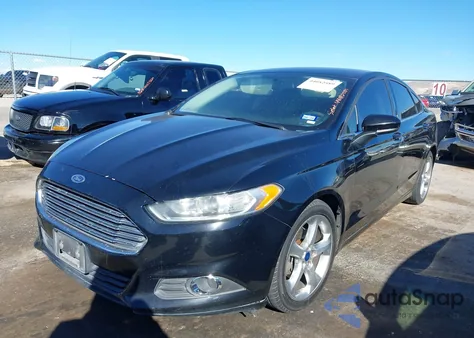 2016 Ford Fusion S z USA, uszkodzony, nr VIN 3FA6P0G77GR232409